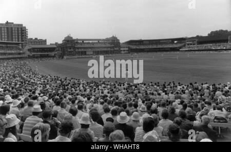 General view of the Benson & Hedges Cup Final between Gloucestershire & Kent. At Lords 16th July 1977 Stock Photo