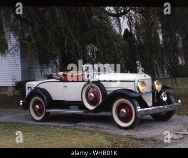 Transport Road 1929. Moon White Prince of Windsor model 8.82 Stock Photo