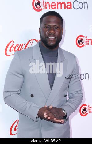 ***FILE PHOTO*** Kevin Hart recovering from Back Surgery After Car Crash. LAS VEGAS, NV - APRIL 04: Kevin Hart at the CinemaCon Big Screen Achievement Awards at The Colosseum at Caesar's Palace on April 04, 2019 in Las Vegas, Nevada. Photo: imageSPACE /MediaPunch Stock Photo