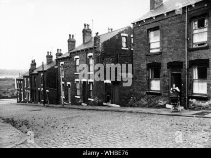 Street of houses in Leeds city in West Yorkshire, England Stock Photo