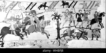 The Bayeux Tapestry : The Normans chase the English from the field of battle Stock Photo