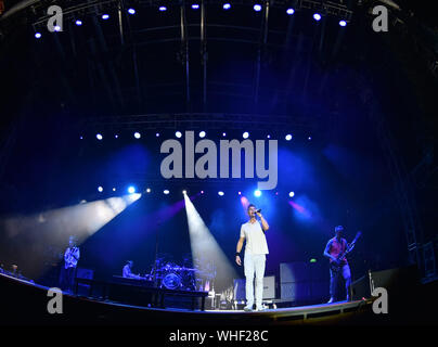 June 8, 2019 - Dana Point, California, U.S - TIM MAHONEY, CHAD SEXTON, NICK  HEXUM, AARON 'P-NUT' WILLS and DOUG 'SA' MARTINEZ of 311 arrive to the KROQ  Weenie Roast 2019 at