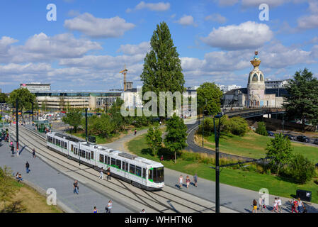 Nantes, Straßenbahn - Nantes, Tramway Stock Photo