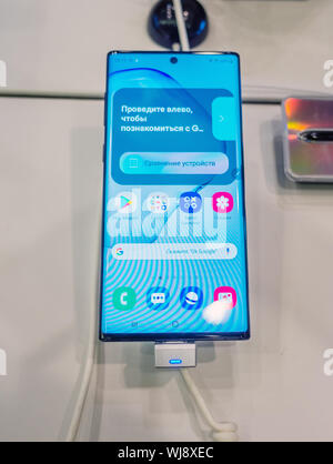 August 29, 2019 Moscow, Russia. The new smartphone from Samsung Galaxy Note 10 on the storefront. Stock Photo