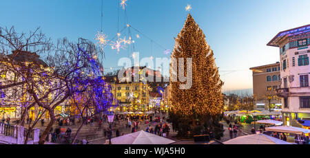 Romantic Ljubljana's city center decorated for Christmas holidays. Preseren's square, Ljubljana, Slovenia, Europe Stock Photo