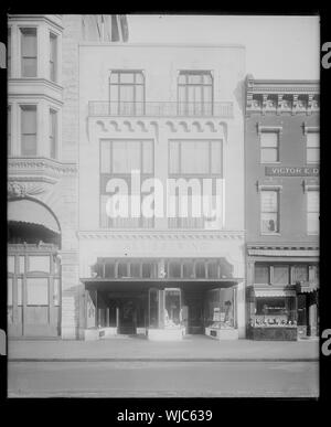 Harris & Ewing, exterior, new studio Stock Photo