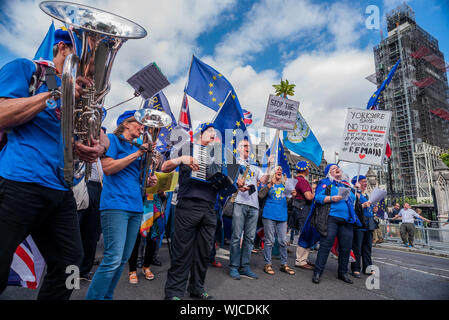 London, UK. 03rd Sep, 2019. SODEM, pro EU, protestors, led by Steve Bray, continue to make their point, outside the Downing Street and the Houses of Parliament as MP's return after their summer break. Credit: Guy Bell/Alamy Live News Stock Photo