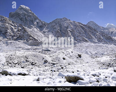 Himalayan mountains at the morning after recent snowfall. White silence, absolute quiet; tranquility and calm concept Stock Photo