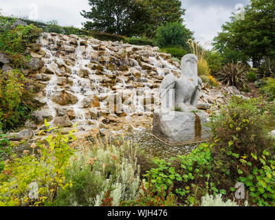 Pelican statue and waterfall on the seafront at Cleethorpes, the North East Lincolnshire resort Stock Photo