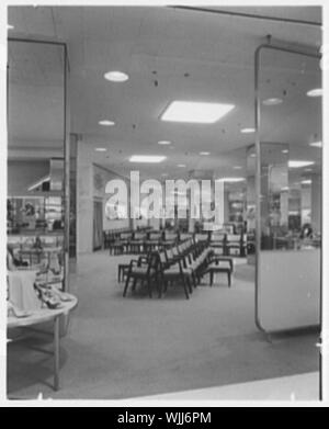 Higbee Department Store, business in Cleveland, Ohio Stock Photo - Alamy