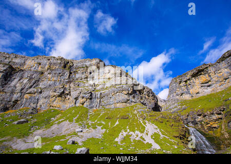 Cascada Cola de Caballo waterfall and Circo de Soaso at Ordesa Valley Aragon Huesca Pyrenees of Spain Stock Photo