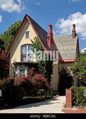 Historic Victorian architecture at LeDroit Park, a neighborhood in NW, Washington, D.C Stock Photo