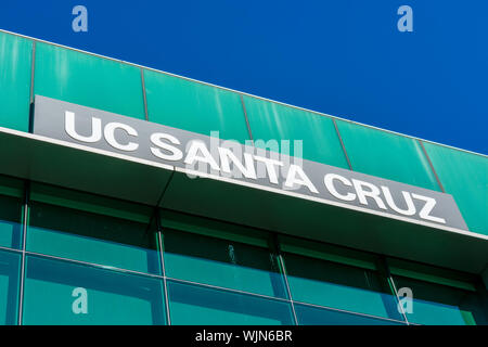 UC Santa Cruz Silicon Valley Extension sign near school campus Stock Photo