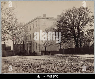 House occupied by Jefferson Davis, Richmond, Va., April, 1865 Stock Photo