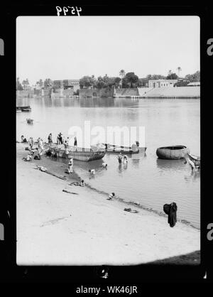 Iraq. (Mesopotamia). Baghdad. River scenes on the Tigris. Scene on the Tigris. Western bank Stock Photo