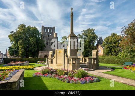 Ruins of Kelso Abbey viewed from the War Memorial Gardens, Kelso, Scottish Borders, Scotland, UK Stock Photo