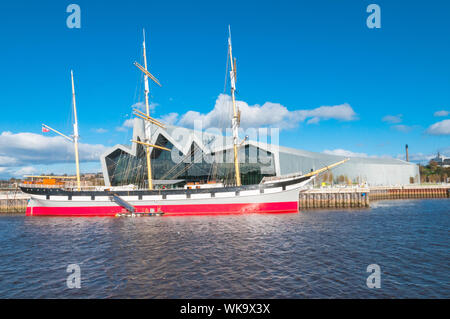 SV Glenlee berthed alongside Riverside Museum , Museum of Transport and Travel Yorkhill Quay City of Glasgow taken from Govan Scotland Stock Photo