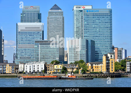 Modern landmark skyscraper building on Canary Wharf London Docklands skyline in financial banking district HQ bank office for Barclays HSBC England UK Stock Photo