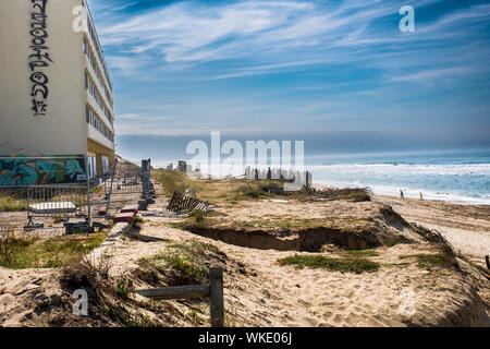 Soulac-sur-Mer (central-western France): the four-storey building “Le Signal”, whose owners were evacuated by a prefecture decree for climatic reasons Stock Photo