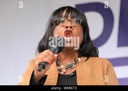 Westminster, London, 04th Sep 2019. Diane Abbott, Labour front bencher. Politicians speak passionately on stage. speaks at the People's Vote Rally in Parliament Square, Westminster, with the aim to get a final vote on Brexit. Many of the speakers shortly afterwards rush into Parliament to cast their votes in another round of crucial Brexit related decisions to be taken. Credit: Imageplotter/Alamy Live News Stock Photo