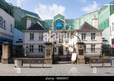 Merchant Taylors' Almshouses, The Galleries shopping centre, Broadmead, Bristol City Centre, England, UK Stock Photo
