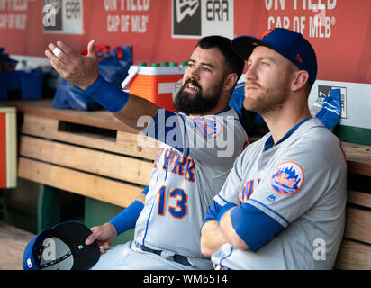 Washington, United States Of America. 03rd Sep, 2019. New York Mets shortstop Luis Guillorme (13) and third baseman Todd Frazier (21) converse in the dugout prior to the game against the Washington Nationals at Nationals Park in Washington, DC on Tuesday, September 3, 2019.Credit: Ron Sachs/CNP (RESTRICTION: NO New York or New Jersey Newspapers or newspapers within a 75 mile radius of New York City) | usage worldwide Credit: dpa/Alamy Live News Stock Photo