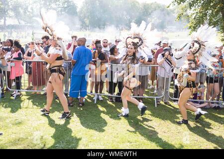 Leeds West Indian Carnival 2019 The Leeds Carnival, also called the Leeds West Indian Carnival or the Chapeltown Carnival, is one of the longest runni Stock Photo