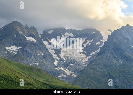 France, Hautes Alpes, Ecrins National Park, Villar d'Arene, the Meije and the glacier (Massif des Ecrins) // France, Hautes-Alpes (05), parc national Stock Photo