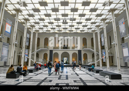 Haupthalle, Gottfried Wilhelm Leibniz Universitaet Hannover, Hauptgebaeude, Welfengarten, Hannover, Niedersachsen, Deutschland Stock Photo