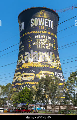 Mural on one of the Orlando Towers, the cooliing towers of a decommissioned power station, Soweto, Johannesburg, South Africa Stock Photo