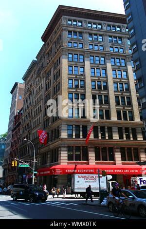 Strand Bookstore, known for its '18 miles of books' slogan, is the New York's most well know independent bookstore. Manhattan on JULY 19th, 2019 in Ne Stock Photo