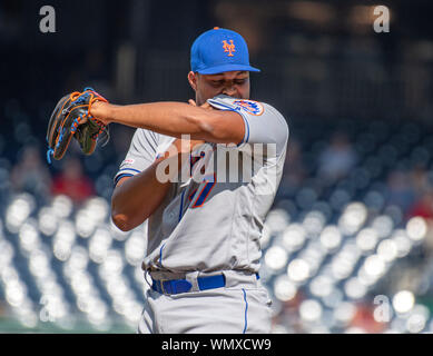 WASHINGTON, DC - SEPTEMBER 27: Washington Nationals right fielder