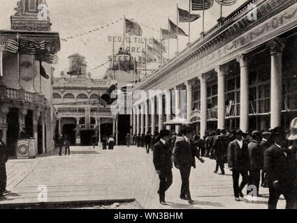 Bowery Entrance to Steeplechase Park - Coney Island, circa 1904 Stock Photo