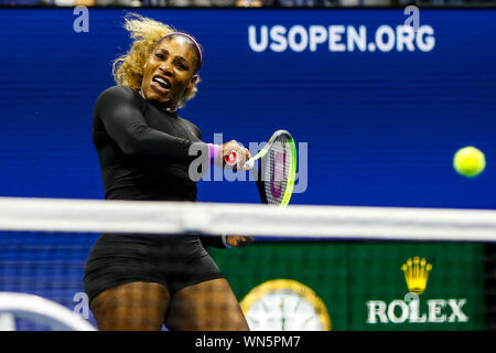 New York, USA. 05th Sep, 2019. Serena Williams of the United States during her match against Elina Svitolina of Ukraine at Arthur Ashe Stadium at the USTA Billie Jean King National Tennis Center on September 05, 2019 in New York City. Credit: Independent Photo Agency/Alamy Live News Stock Photo