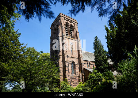 St Matthew's Church Stretton, Cheshire, England, Grade II listed red sandstone with Westmorland slate roof by Architect Sir George Gilbert Scott Gothi Stock Photo