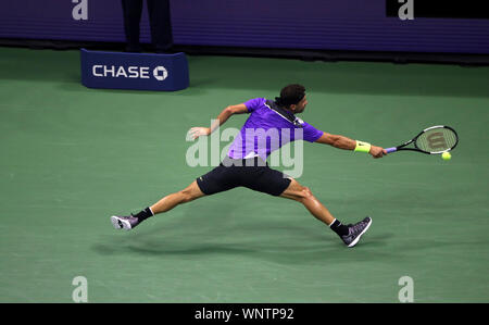 New York, United States. 06th Sep, 2019. Flushing Meadows, New York, United States - September 6, 2019. Grigor Dimitrov of Bulgaria in action against Daniil Medvedev of Russia during their semi final match at the US Open today. Credit: Adam Stoltman/Alamy Live News Stock Photo