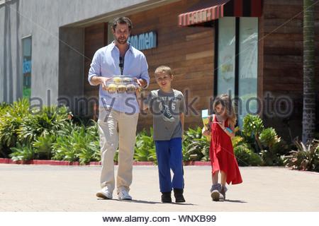 Noah Wyle, Owen Wyle, Auden Wyle and Tracy Warbin Noah Wyle and Stock