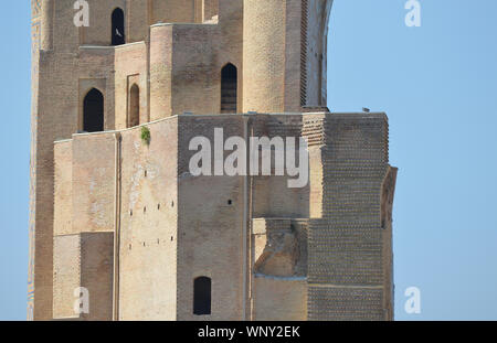 Unrestored gateway remains of the ancient Tamerlanes Ak-Saray palace in Shakhrisabz, southern Uzbekistan Stock Photo