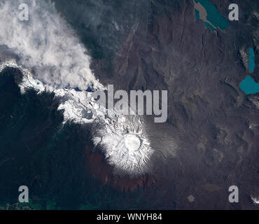 Eruption of the Puyehue-Cordón Caulle volcano Stock Photo - Alamy