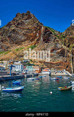 Paul do Mar with a small harbour is on the southern side of Madeira and sits at the foot of rugged sea cliffs