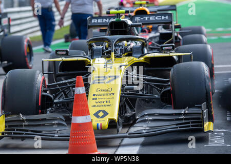Monza, Italy. 07th Sep, 2019. 27 NICO HULKENBERG (GER) RENAULT SPORT RACING LIMITED PARCO CHIUSO during Grand Prix Heineken Of Italy 2019 - Saturday - Qualifications - Formula 1 Championship - Credit: LPS/Alessio Marini/Alamy Live News Stock Photo