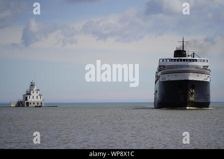 Ludington MI To Manitowoc WI SS Badger People & Car Ferry in Manitowoc Wisconsin Stock Photo