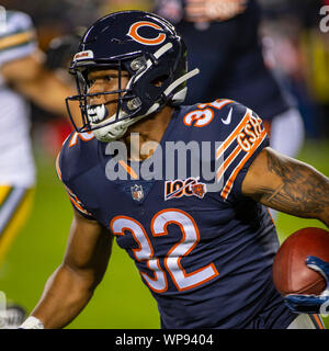 Chicago, Illinois, USA. 05th Sep, 2019. - Bears #95 Roy Robertson-Harris  takes a break during the NFL Game between the Green Bay Packers and Chicago  Bears at Soldier Field in Chicago, IL.