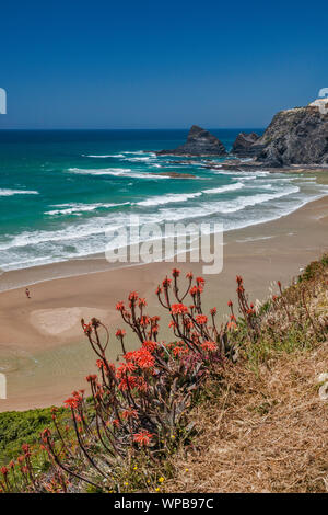 Praia de Odeceixe, Atlantic Ocean beach near village of Odeceixe, Costa Vicentina, Faro district, Algarve, Portugal Stock Photo