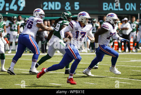 East Rutherford, New Jersey, USA. 08th Sep, 2019. Buffalo Bills quarterback Josh Allen (17) scrambles with the ball in the first quarter against the New York Jets in week 1 of the NFL season at MetLife Stadium in East Rutherford, New Jersey on Sunday September 8, 2019.     Photo by Chris Szagola/UPI Credit: UPI/Alamy Live News Stock Photo