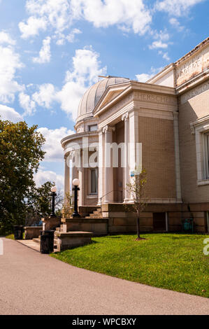 Allegheny Observatory, operated by the University of Pittsburgh in Riverview Park on the north side. First opened in 1859, Pittsburgh, PA, USA Stock Photo