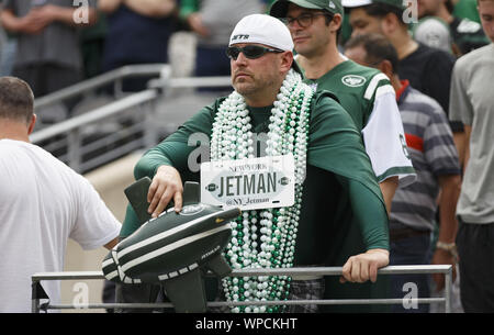 East Rutherford, United States. 25th Oct, 2020. The New York Jets look on  from the sideline in the fourth quarter against the Buffalo Bills in week 7  of the NFL season at