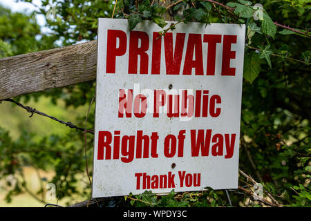 Private No public right of way Thank you sign UK Stock Photo