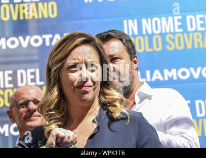 Rome, Italy. 09th Sep, 2019. Demonstration in Piazza Montecitorio of the Brothers of Italy and the League against the establishment of the new Conte-Bis government. On the stage the leaders of the two parties: Giorgia Meloni and Matteo Salvini. The governor of Liguria Giovanni Toti, leader of 'Cambiamo!' (Photo by Patrizia Cortellessa/Pacific Press) Credit: Pacific Press Agency/Alamy Live News Stock Photo