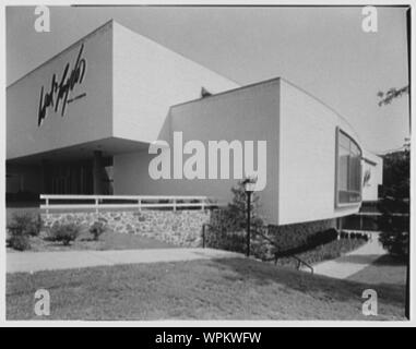 Lord & Taylor, business in Bala-Cynwyd, Pennsylvania. Stock Photo